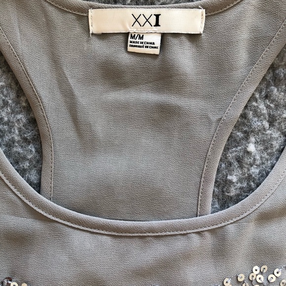 Tank top - Picture 4 of 4